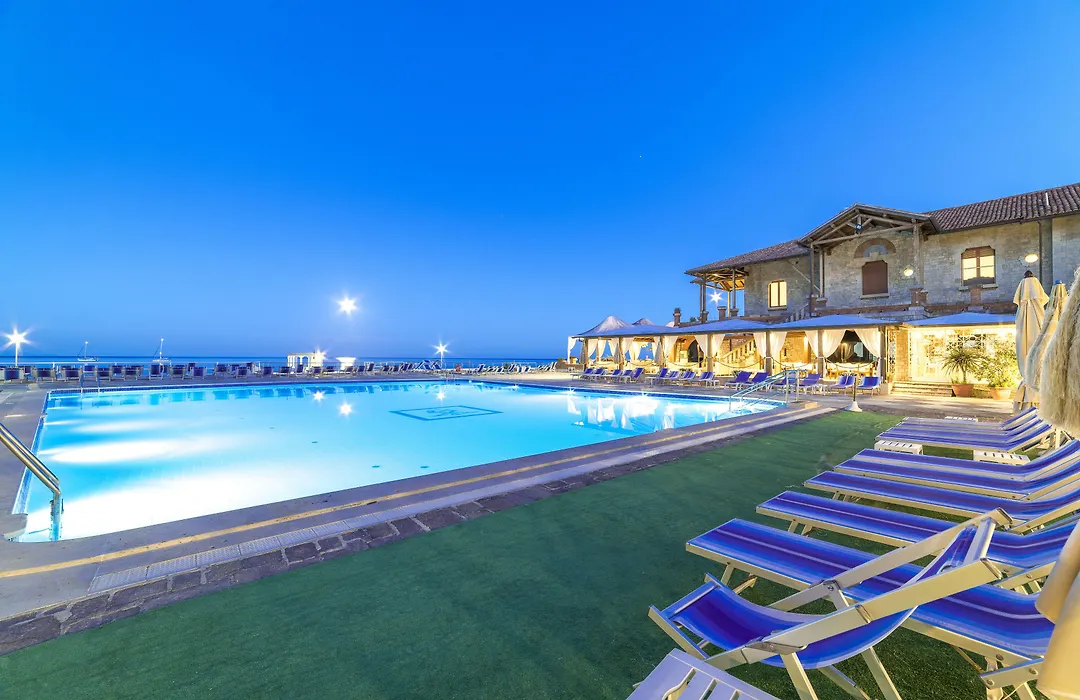 Hotel Ristorante Maga Circe-1